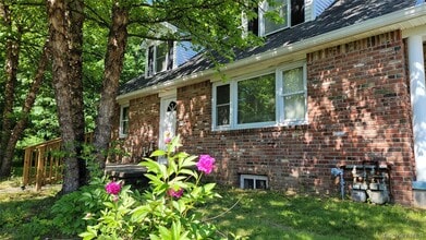Building Photo - 430 Piermont Ave