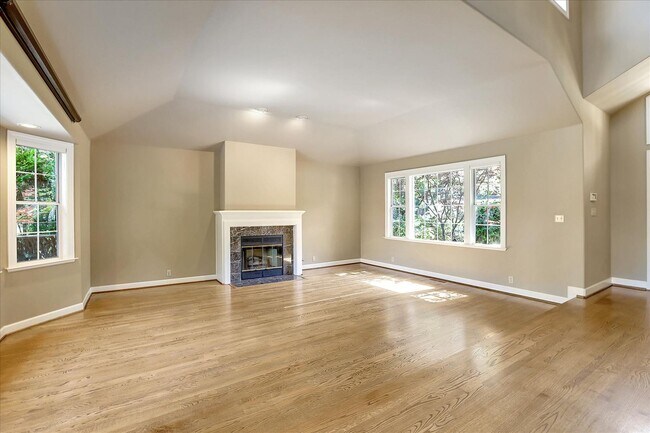 Foto del edificio - 13993 Alta Vista Ave