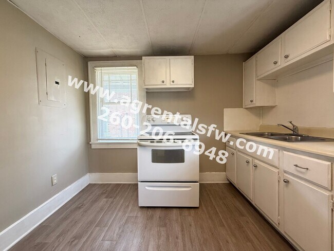 Foto del edificio - 209 S West St
