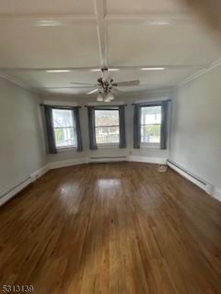 Foto del edificio - 72 Lincoln Ave