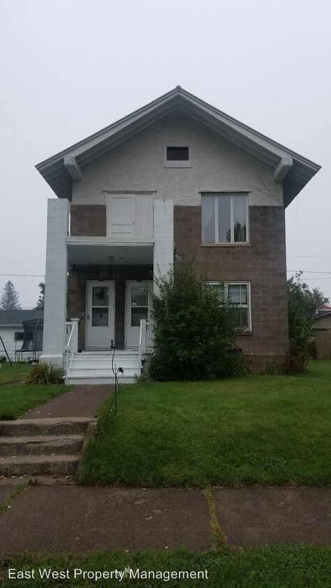 Primary Photo - 962-964 88th Ave W