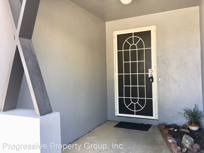 Building Photo - 3 br, 2 bath House - 568 Bella Vista Way