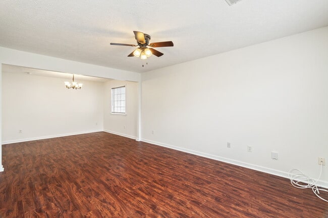 Foto del edificio - 3954 Archibald Way