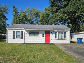 Building Photo - 1433 Hillcrest Dr