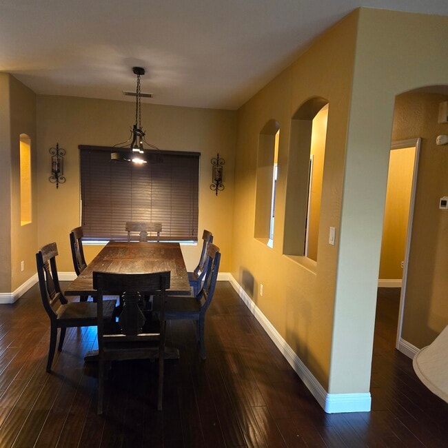 Building Photo - 12008 Sandy River Ct