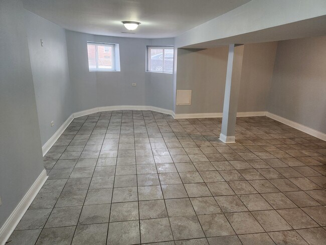 Foto del edificio - 6346 S Vernon Ave