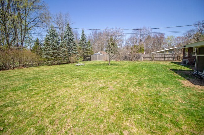 Foto del edificio - 3BR 1BA North Colonie Schools