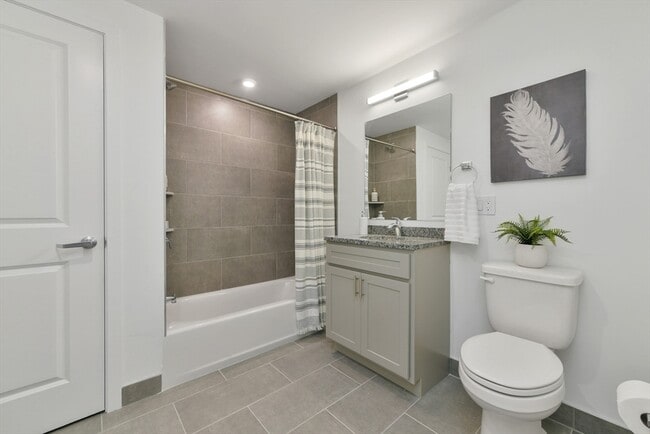 Foto del edificio - 585 Essex St