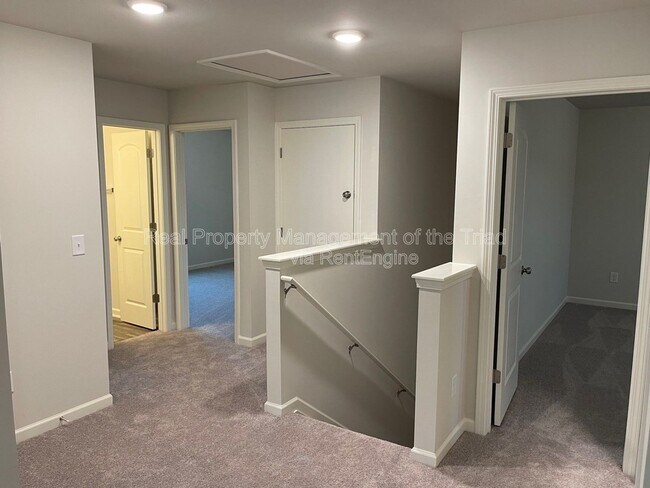 Foto del edificio - 3824 Miller Dr
