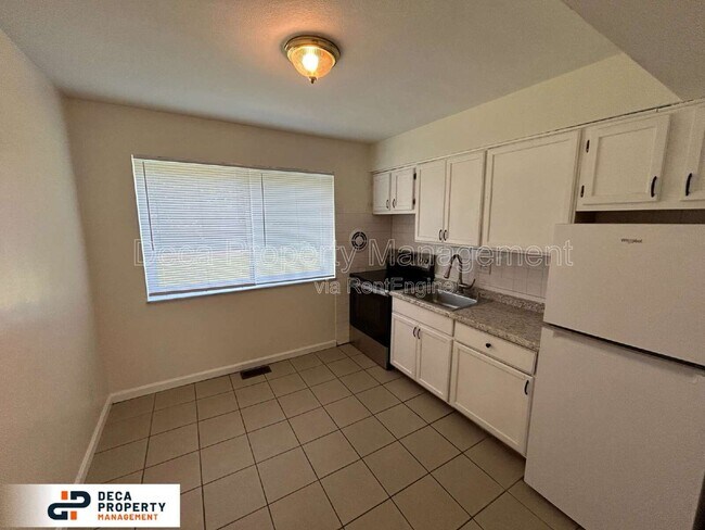 Foto del edificio - 9910 Broadmoor Dr