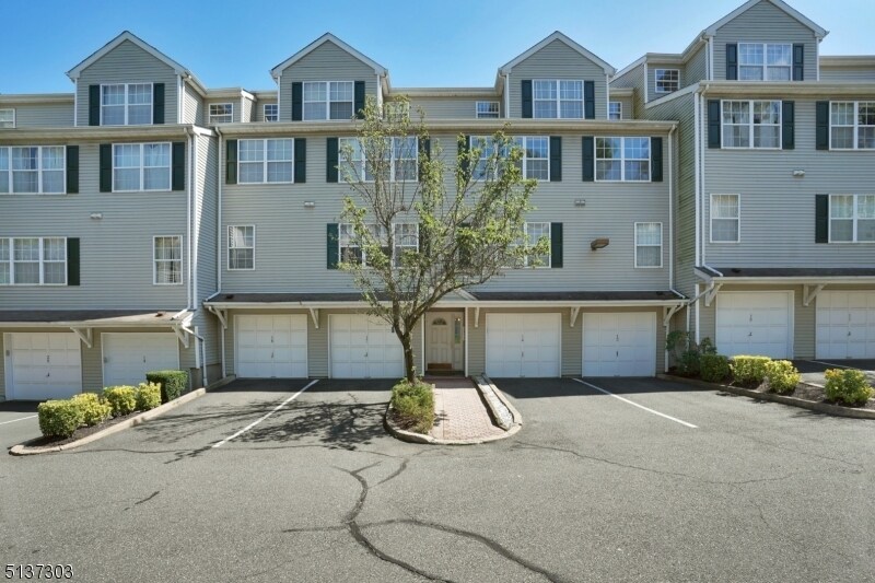 44 Ridgedale Ave, Morristown, NJ 07960 Townhome Rentals in Morristown NJ