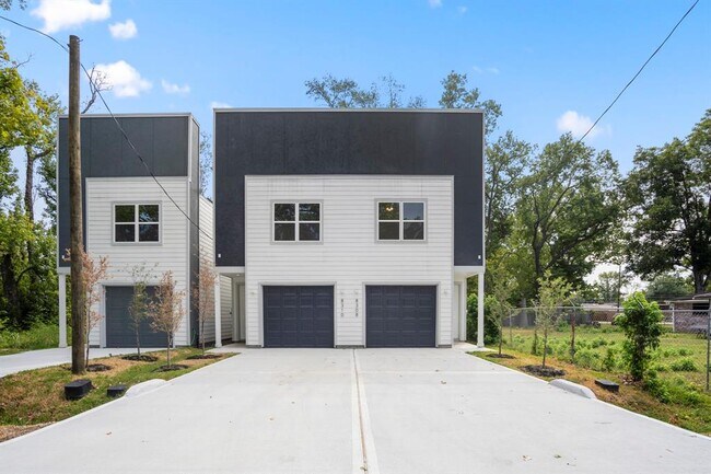 Building Photo - 8308 Prairie View Dr