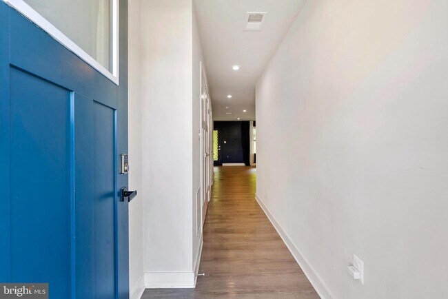Foto del edificio - 7903 Tanbridge Ln