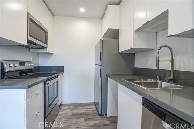 Foto del edificio - 11825 National Blvd