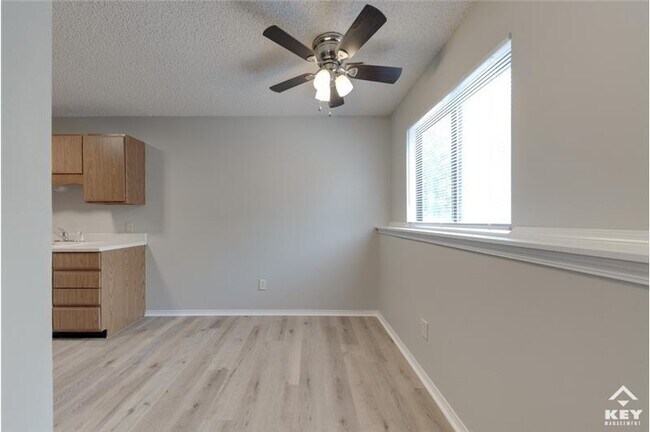 Foto del edificio - 1315 N Sheridan St
