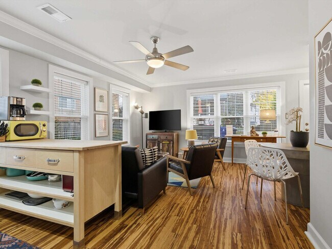 Foto del edificio - 912 N Highland St