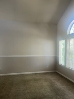 Building Photo - Spectacular 3 bed 2.5 bath Tracy Home