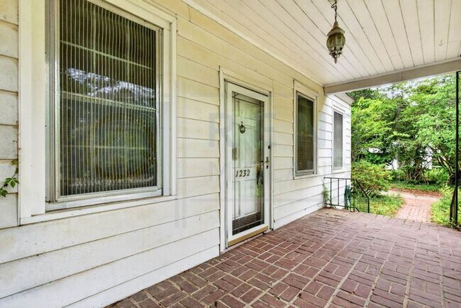 Foto del edificio - Find Your Home in Cayce