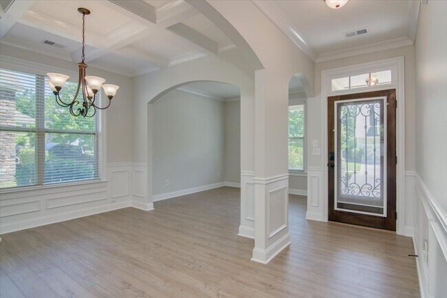 Building Photo - 5634 Sunbury Loop