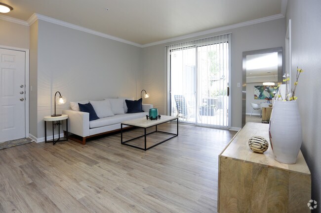 2HAB, 1BA - 908 ft² - ZZZHaven 124 at Eastlake Station