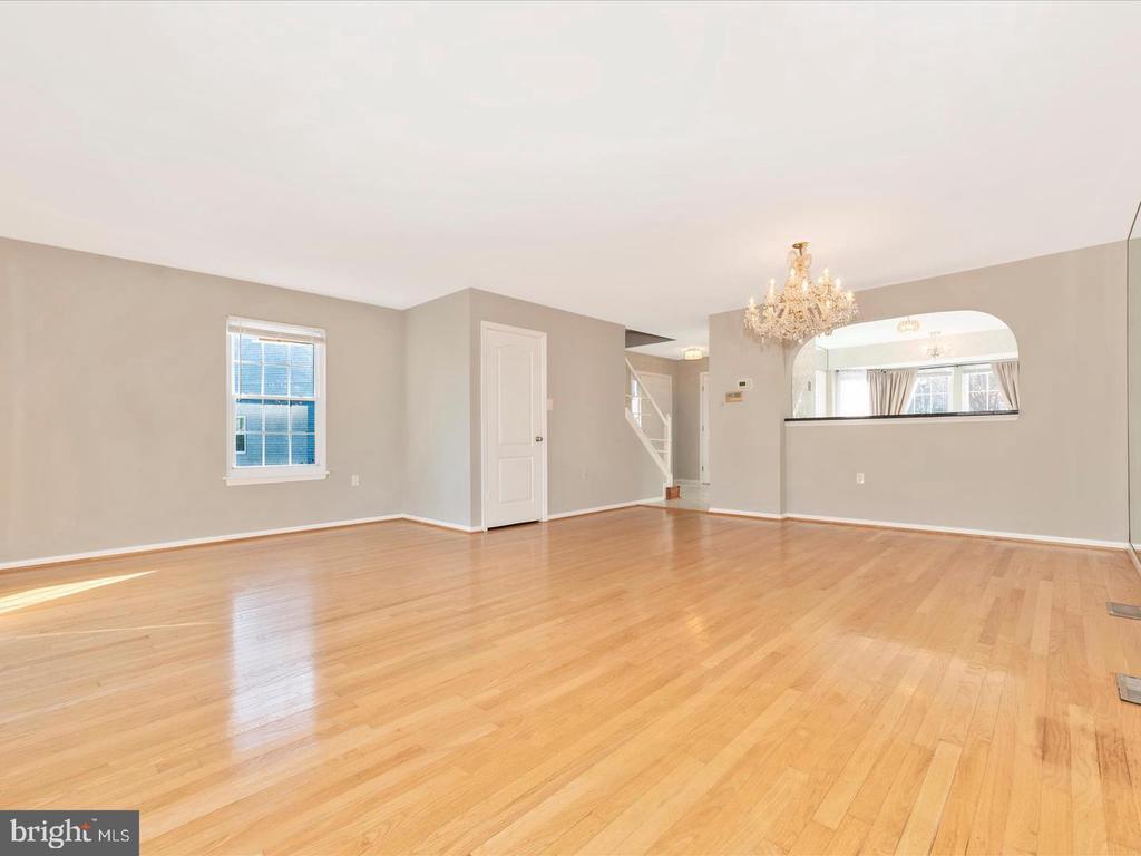 24 Addleton Ct, Reisterstown, MD 21136 Townhome Rentals in