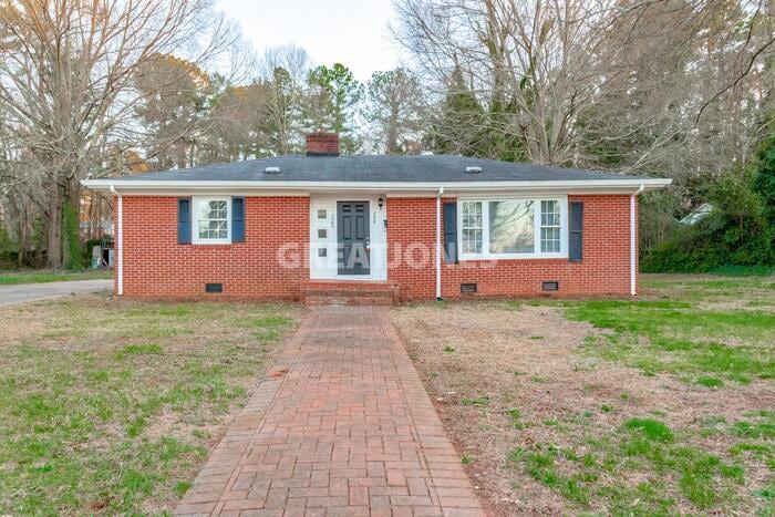 Primary Photo - 122 Anthony St