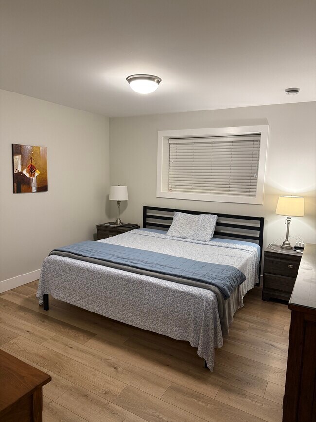 Building Photo - 1511 Haversley Av