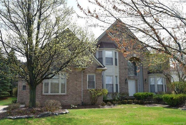 Foto del edificio - 3393 Greenspring Ln