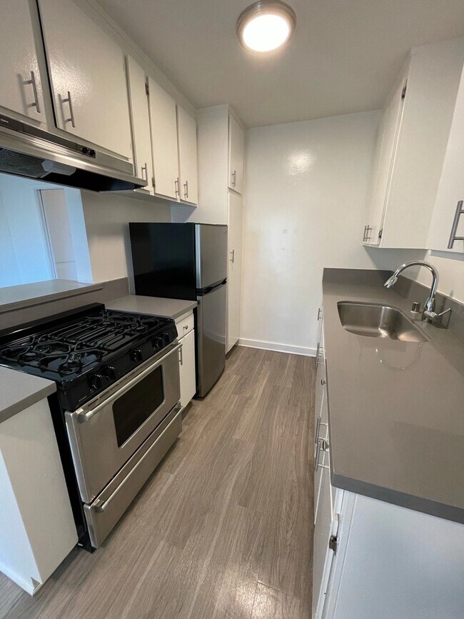 Foto del edificio - 5307 Sepulveda Blvd