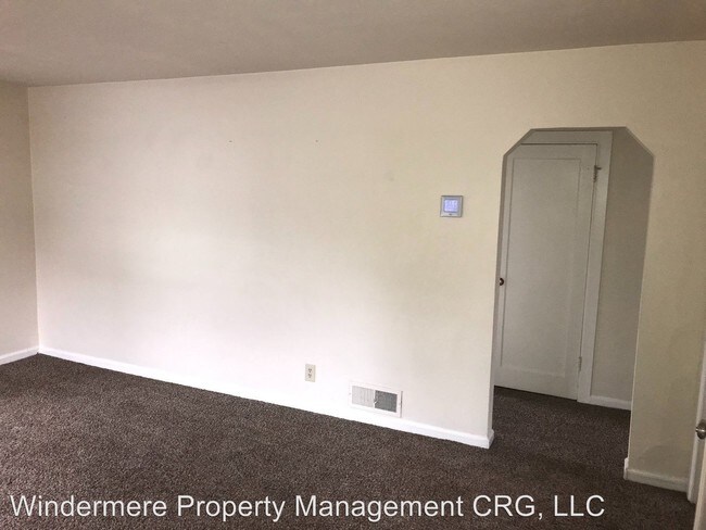 Foto del edificio - 4 br, 2 bath House - 1501 E 10th St