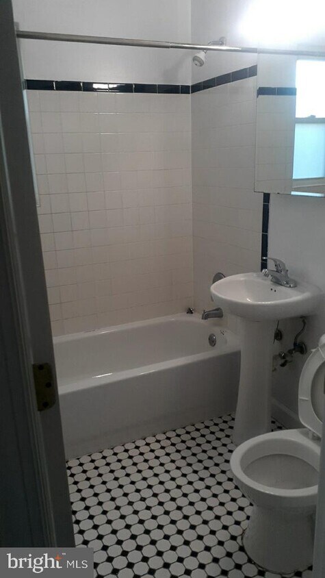 Foto del edificio - 713 Brandywine St SE