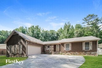 Building Photo - 2835 Twin Springs Dr