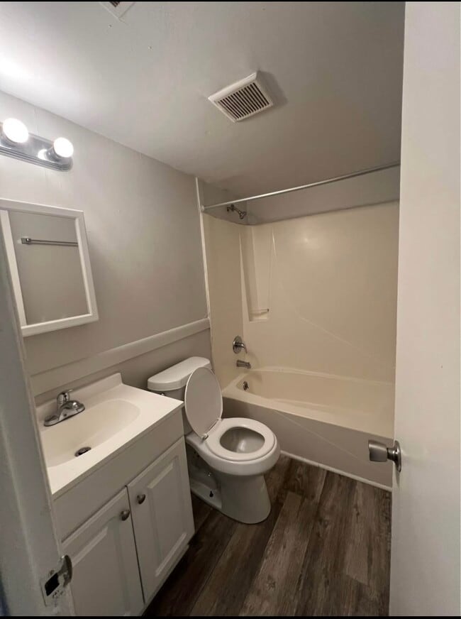 Foto del edificio - 4120 Penny St SW