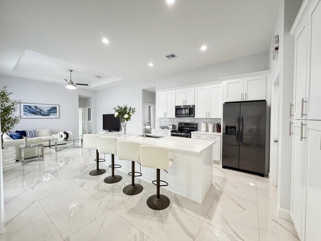 Foto del edificio - 363 SW Becker Rd