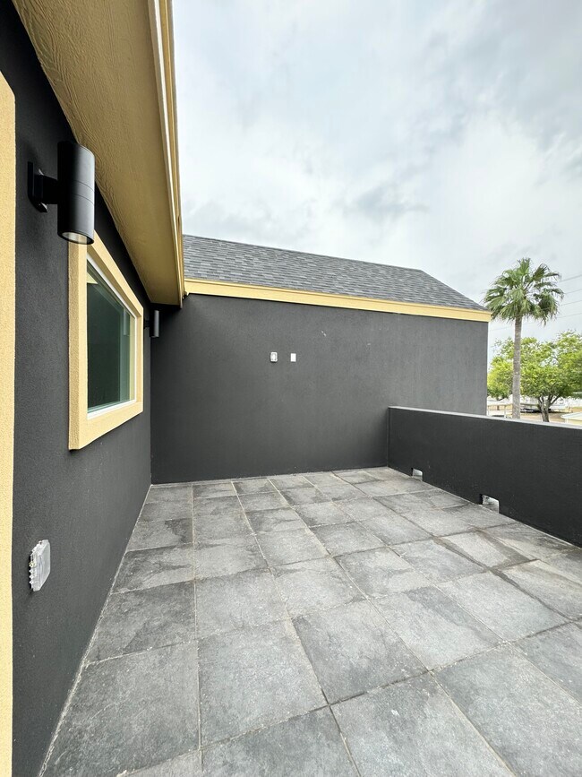 Foto del edificio - 702 W Seminole Ave