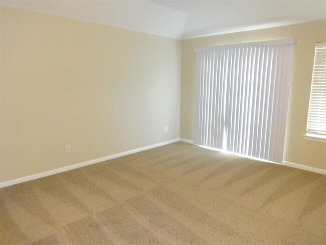 Foto del edificio - 3911 Water Canyon Rd