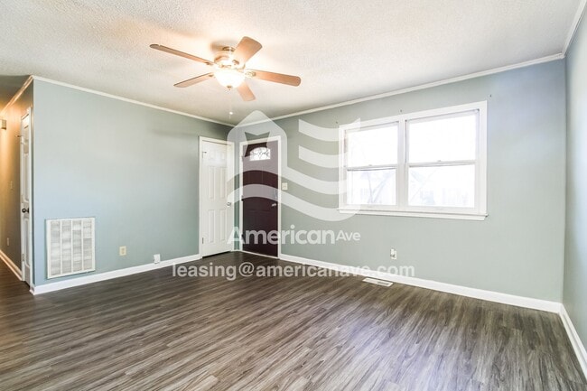 Building Photo - 708 Fair St