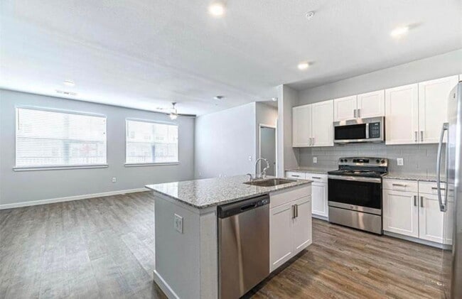 Photo - 9311 Vista W Dr Apartment