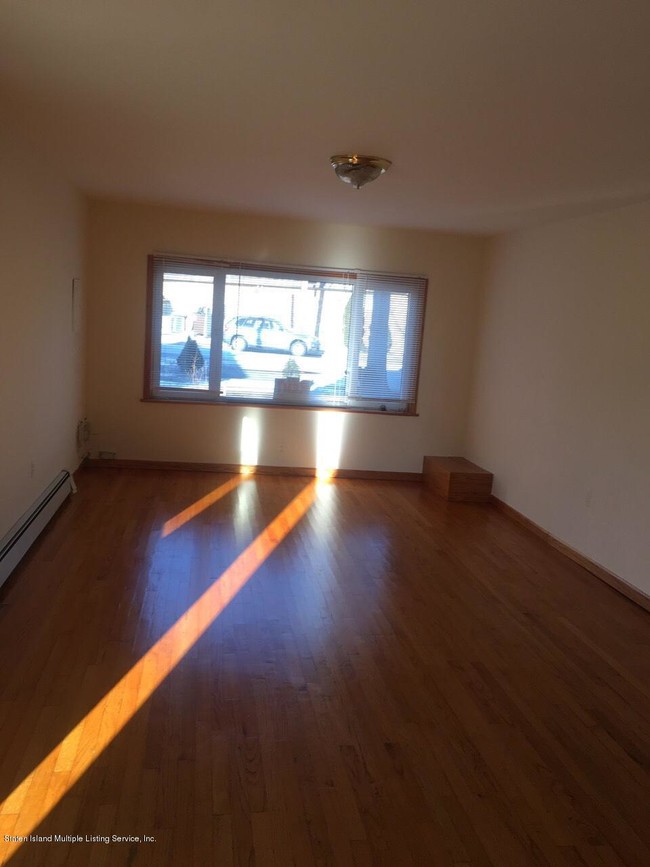 Foto del edificio - 1082 W Fingerboard Rd