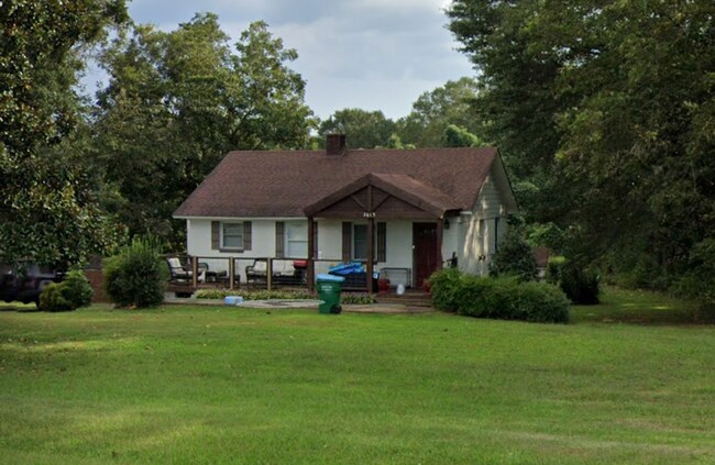 Foto del edificio - 2615 W Main St