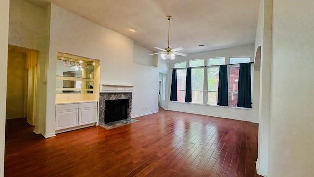 Foto del edificio - 17712 River Chase Dr