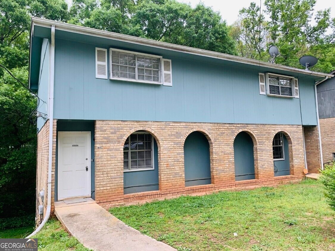 1069 Laurel Ln NW, Conyers, GA 30012 Townhome Rentals in Conyers GA