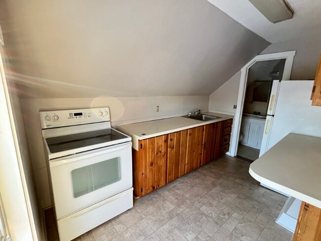 Foto del edificio - 50 N Main St