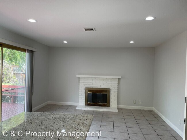 Foto del edificio - 3 br, 2 bath House - 5831 Halleck Drive