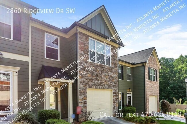 Building Photo - 2860 Ridgeview Dr
