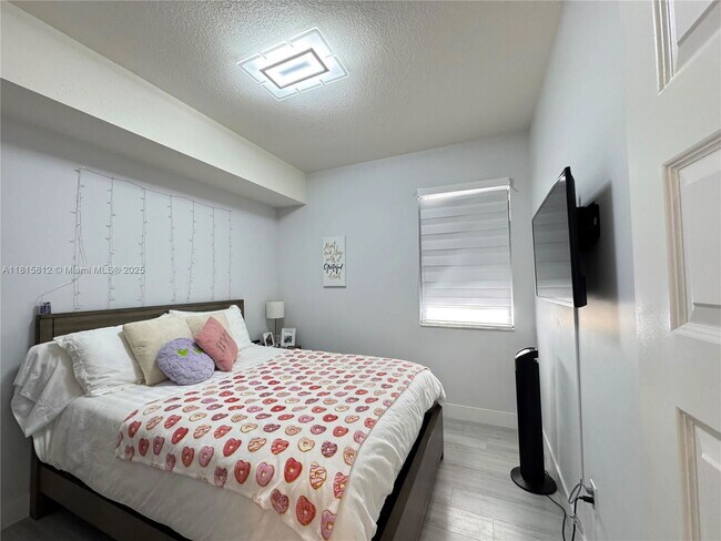 Foto del edificio - 10412 NW 82nd St