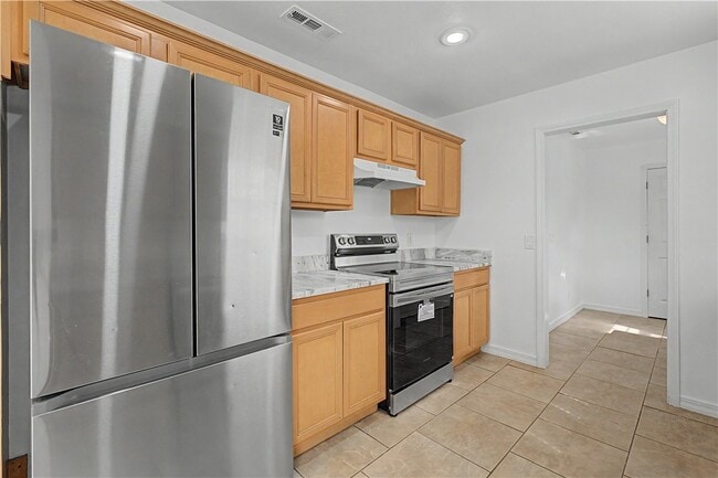 Building Photo - 5213 S 62nd St