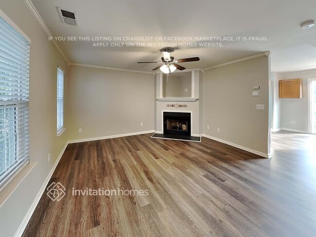 Building Photo - 756 Sir Raleigh Dr