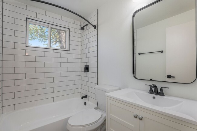 Building Photo - Adamson Apartments