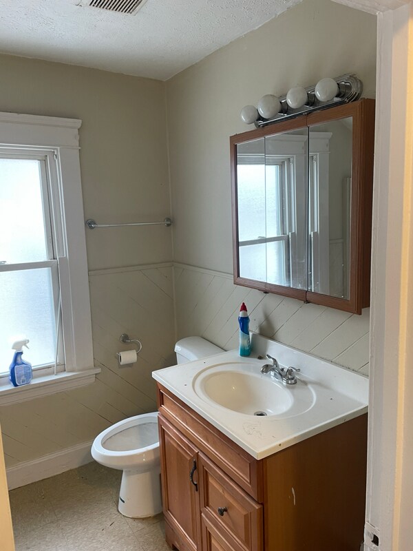 Foto del edificio - 3114 Ruby Ave